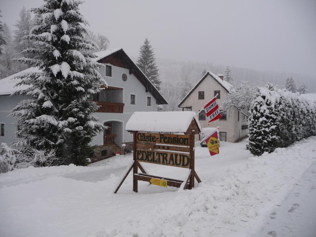 Готель Gaestepension Edeltraud Hirschegg  Екстер'єр фото